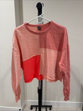 wild fable Pink & Coral Colorblock Cropped Sweatshirt